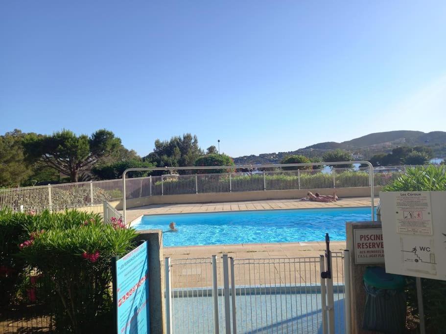 Agay A 2 Pas Des Plages Appartement *